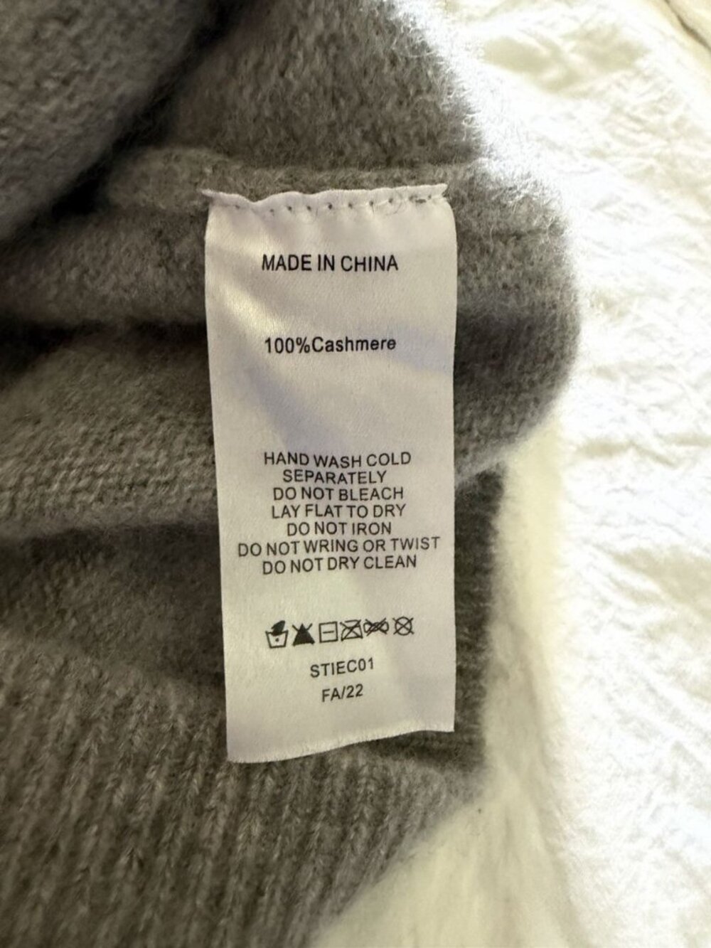 Quince Women’s Gray 100% Cashmere Full Zip Hoodie Sweater Size Small Pockets - Picture 6 of 8